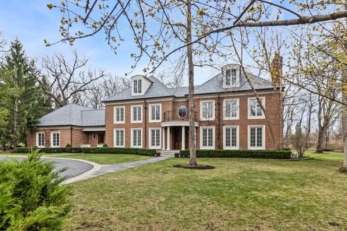 575 Stable Ln, Lake Forest, IL, 60045-2792 | Card Image
