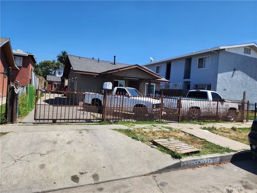 147 E 95th St, Los Angeles, CA, 90003 | Card Image