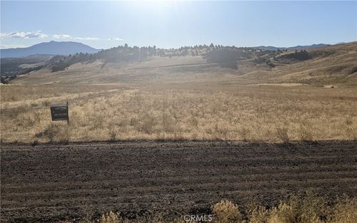 0 0, Hornbrook, CA, 96044 | Card Image