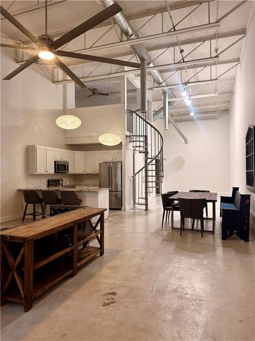 807 Field St Se, Atlanta, GA, 30316-1211 | Card Image