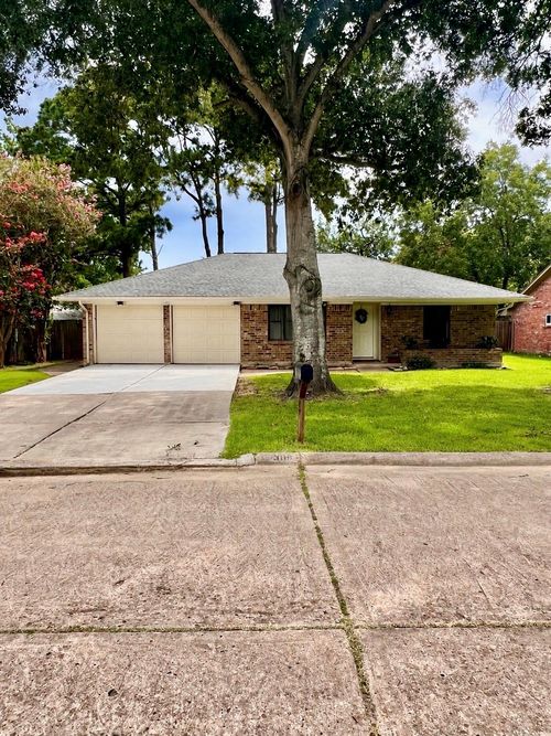 308 Moody Ave, League City, TX, 77573-2650 | Card Image