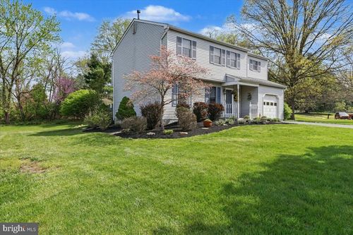 118 Carrie Ln, PHOENIXVILLE, PA, 19460-1975 | Card Image