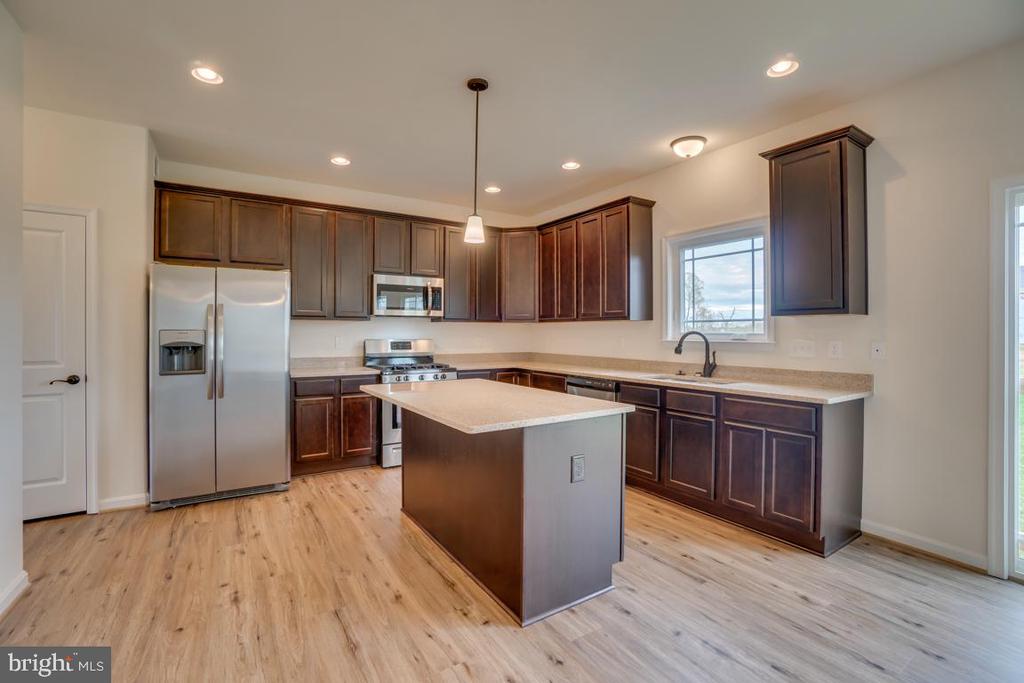 Residential in COLONIAL BEACH 3
