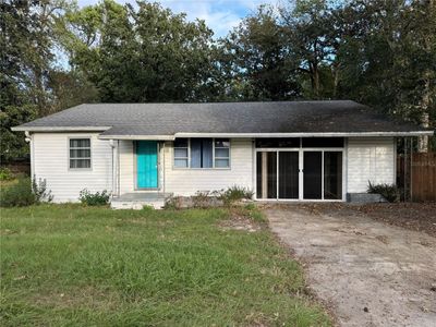 1831 Sw 5 Th Avenue, House other with 3 bedrooms, 2 bathrooms and null parking in Ocala FL | Image 1