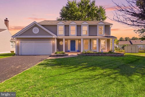 3894 Plum Run Ct, FAIRFAX, VA, 22033-1441 | Card Image