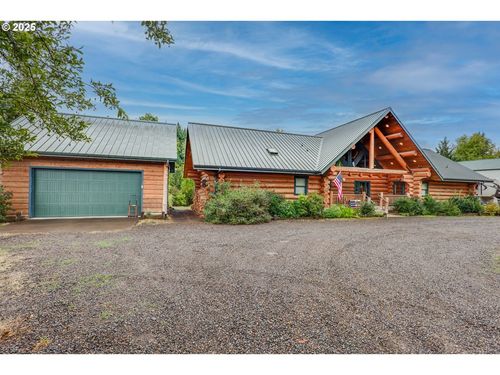 39582 Little Fall Creek Rd, Fall Creek, OR, 97438-9726 | Card Image