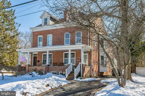 33 Brearley Ave, Trenton, NJ, 08648-3840 | Card Image