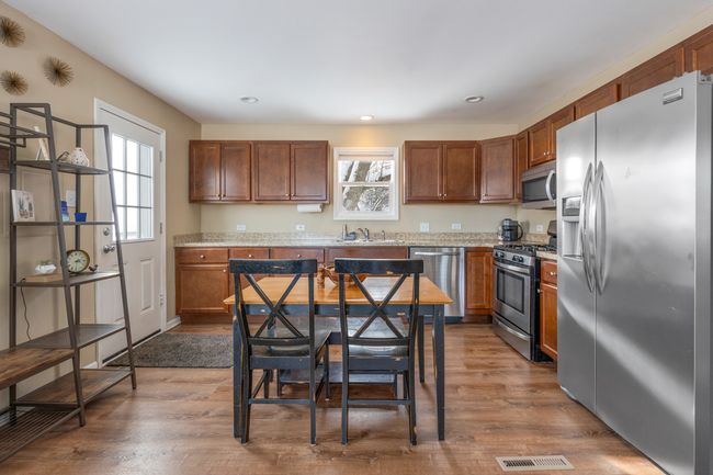 17877 W Gages Lake Rd, House other with 3 bedrooms, 1 bathrooms and 2 parking in Grayslake IL | Image 7