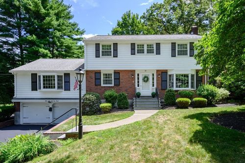 68 Old Post Rd, East Walpole, MA, 02032-1428 | Card Image