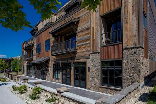 207-214 E 2nd St, Whitefish, MT, 59937-2453 | Card Image