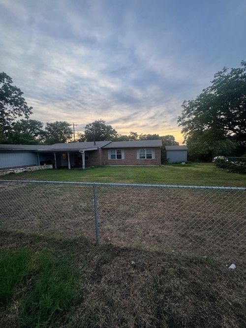 1832 Smokehouse Rd, Granbury, TX, 76049-5644 | Card Image