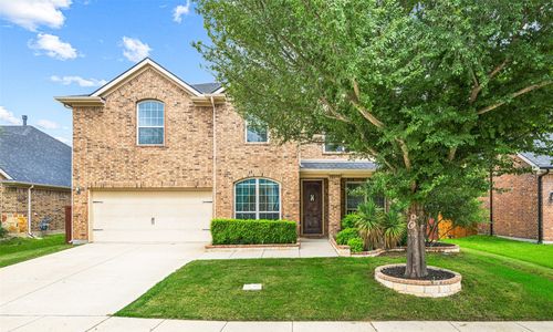 1374 Sandhurst Dr, Roanoke, TX, 76262-1379 | Card Image