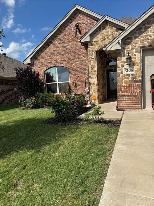 3104 Wrangler Court, Granbury, TX, 76049 | Card Image