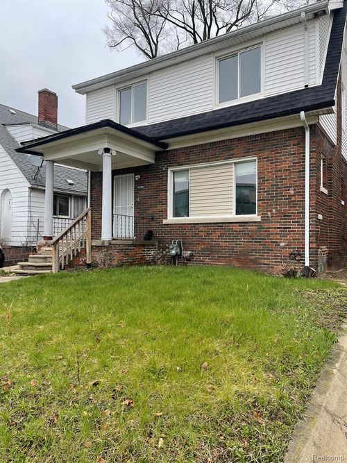 14200 Whitcomb St, Detroit, MI, 48227-2167 | Card Image