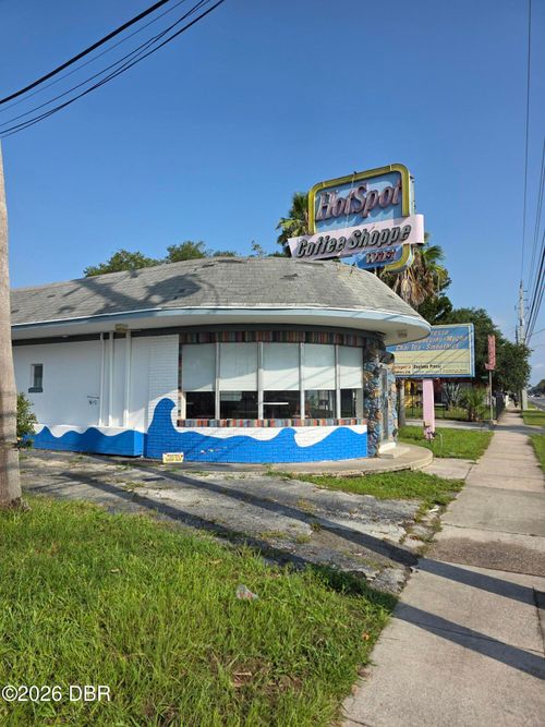 1216 S Ridgewood Ave, Daytona Beach, FL, 32114-6178 | Card Image