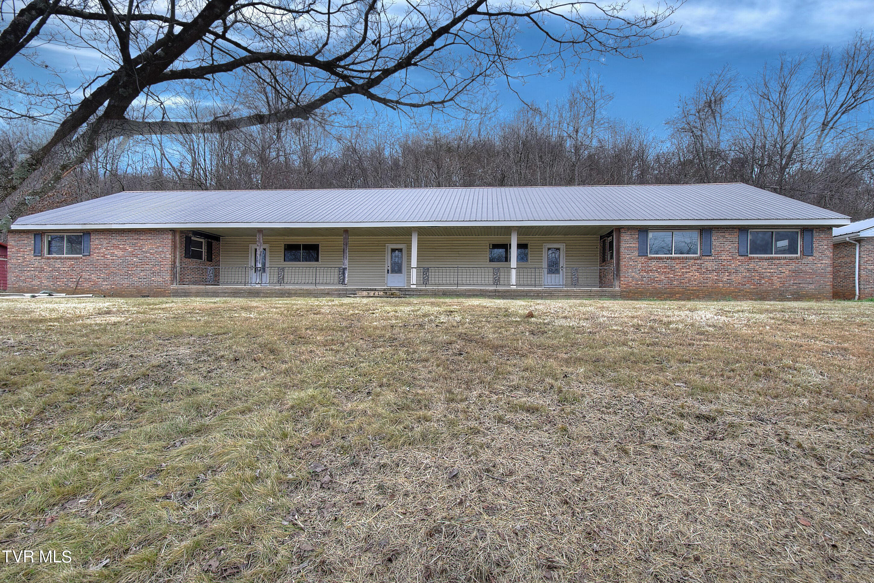 State Line Rd, Elizabethton, TN 37643