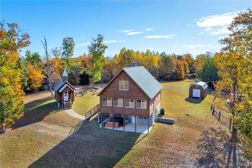 892 Hunting Lodge Rd, WINGINA, VA, 24599-3050 | Card Image