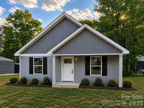 159 Hillcrest Rd, New London, NC, 28127-7692 | Card Image