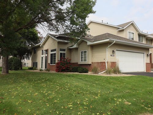 15008 December Way, Rosemount, MN, 55068-5521 | Card Image