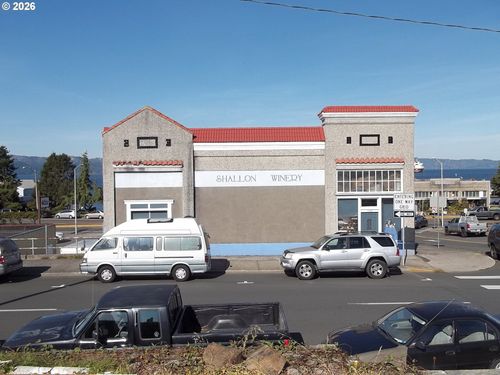 1598 Duane St, Astoria, OR, 97103-3707 | Card Image