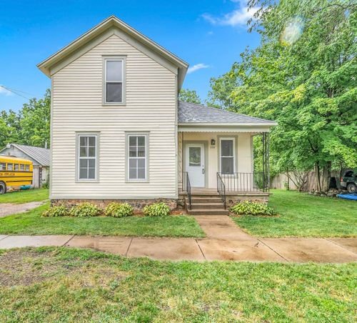 228 W Center St, Concord, MI, 49237-9577 | Card Image