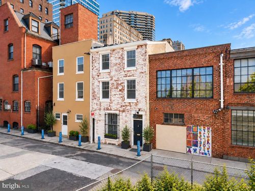 2010 Ionic St, PHILADELPHIA, PA, 19103-4412 | Card Image