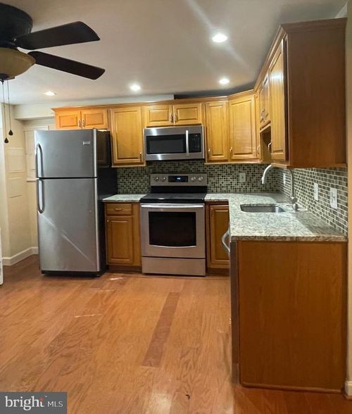 unit-1-5102 Glassmanor Dr, OXON HILL, MD, 20745-2744 | Card Image