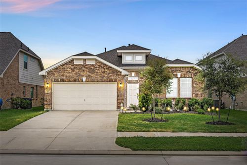 411 Asiatic Black Bear Way, Crosby, TX, 77532-2327 | Card Image