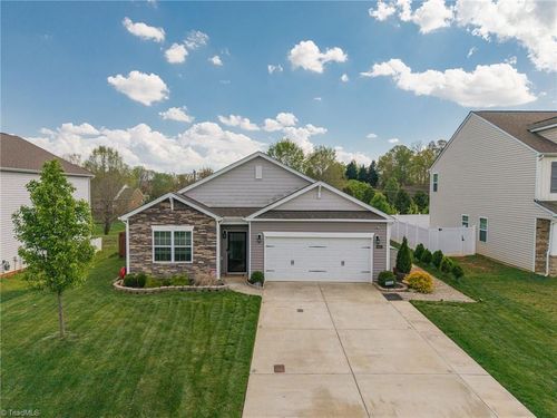 6919 Quarter Horse Dr, Trinity, NC, 27370-7864 | Card Image