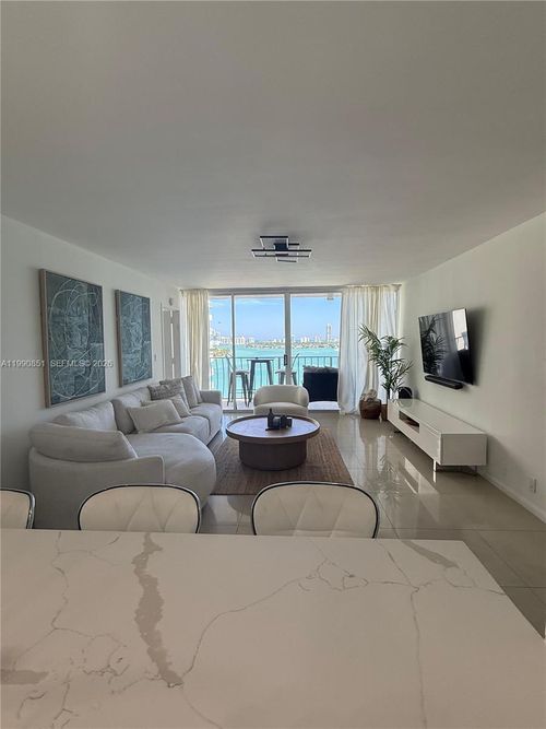 apt-1508-7601 E Treasure Dr, North Bay Village, FL, 33141-4364 | Card Image