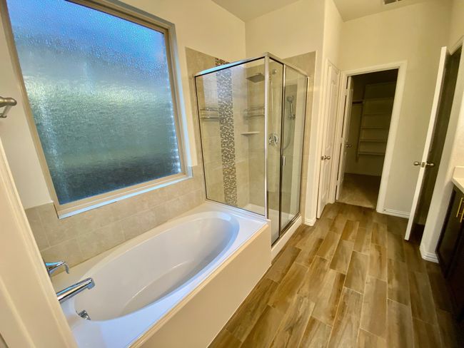 1229 Prairie Lake Path, House other with 4 bedrooms, 4 bathrooms and null parking in Carrollton TX | Image 8