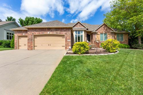 104 N Chelmsford Ct, Wichita, KS, 67230-6913 | Card Image