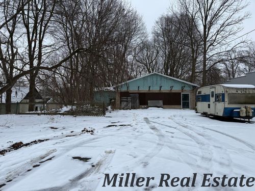 607 S Michigan Ave, Hastings, MI, 49058-2340 | Card Image