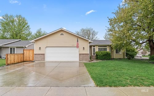 2776 N Fieldstone Way, Meridian, ID, 83646-7526 | Card Image