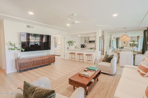 104-5219 N 24th St, Phoenix, AZ, 85016-3588 | Card Image
