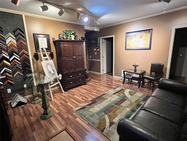 303 N Dazey St, House other with 4 bedrooms, 3 bathrooms and null parking in Findlay IL | Image 9