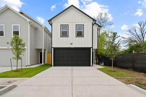 1071 Saint Clair St, Houston, TX, 77088-6262 | Card Image
