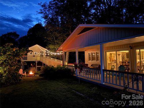1967 Mckinney Mine Rd, Spruce Pine, NC, 28777-6452 | Card Image