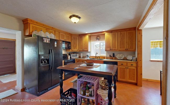 109 E 3 Rd St, House other with 3 bedrooms, 2 bathrooms and null parking in Capitan NM | Image 22