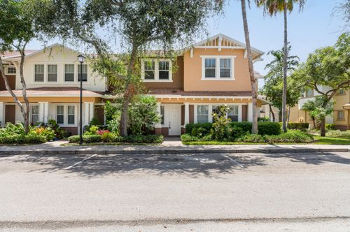 5-650 Pacific Grove Dr, West Palm Beach, FL, 33401-8498 | Card Image