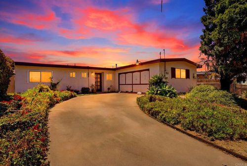 444 E Oxford Street, Chula Vista, CA, 91911 | Card Image