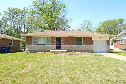 247 Royce Dr, Ferguson, MO, 63135-3061 | Card Image
