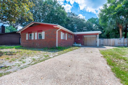 133 Robinwood Dr Nw, Fort Walton Beach, FL, 32548-4363 | Card Image