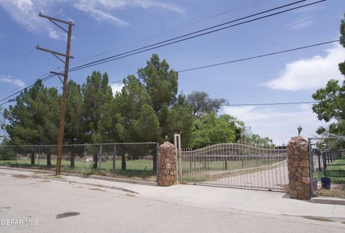 9401 Pavo Ln, El Paso, TX, 79907-5617 | Card Image