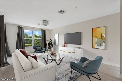 102-1410 Mariposa Cir, NAPLES, FL, 34105-7271 | Card Image