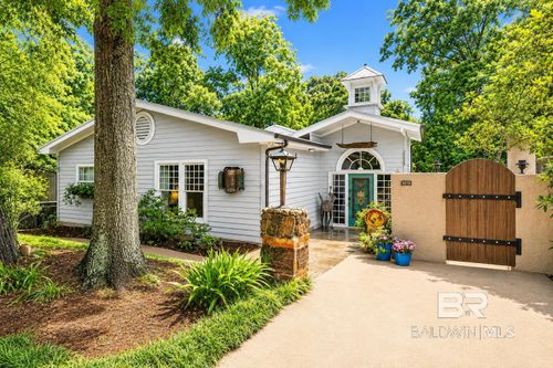 301 S School Street, Fairhope, AL, 36532 | Card Image