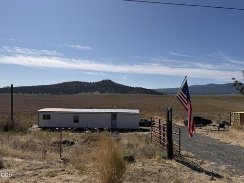 30964 Drews Road, Chiloquin, OR, 97624 | Card Image