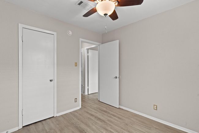 APT-236 - 2401 Manor Rd, Condo with 2 bedrooms, 1 bathrooms and null parking in Austin TX | Image 24