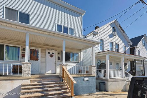 230 E Fell St, Summit Hill, PA, 18250-1306 | Card Image