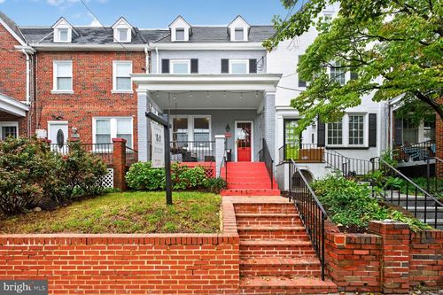 2416 39th St Nw, WASHINGTON, DC, 20007-1703 | Card Image